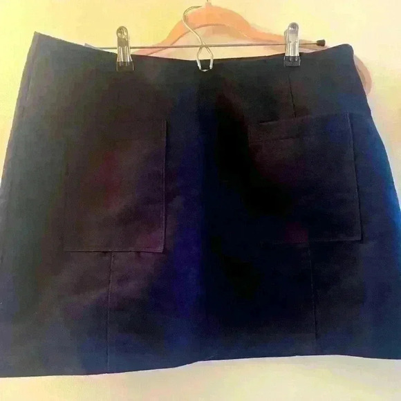 Old Navy Mini Suede Skirt NWT - Picture 1 of 6